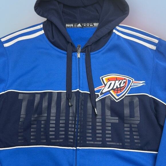 OKC THUNDER Men’s Medium Blue Full Zip Hooded Sweatshirt - Picture 1 of 4